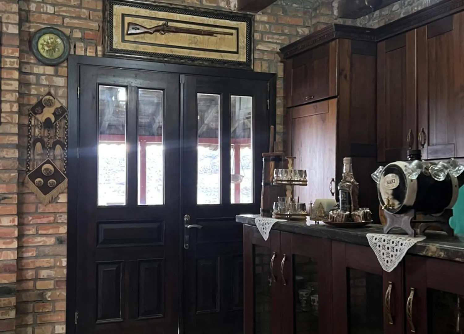 Keshtjella Myftari Villa Patos Albania